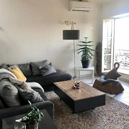 L'artistique Apartment *